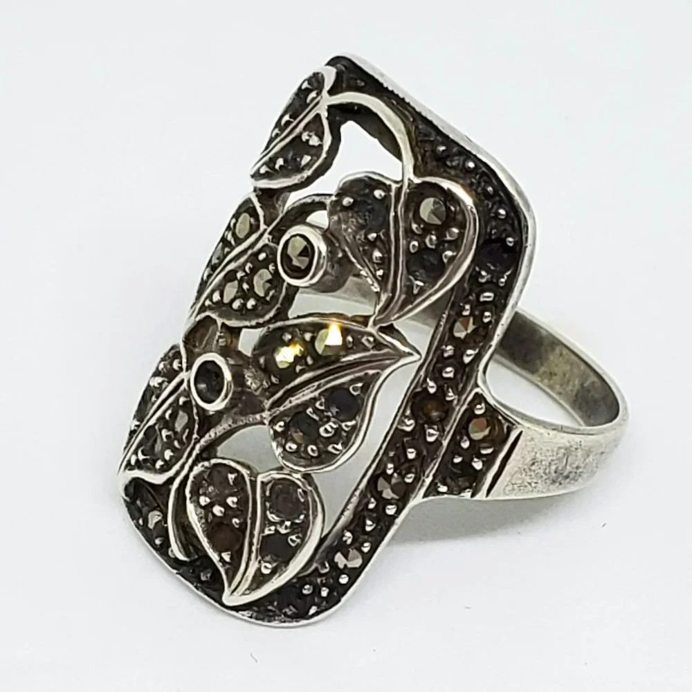 Vintage Victorian Leaf Marcasite Elegant Sterling Silver Ring SZ 5.5 